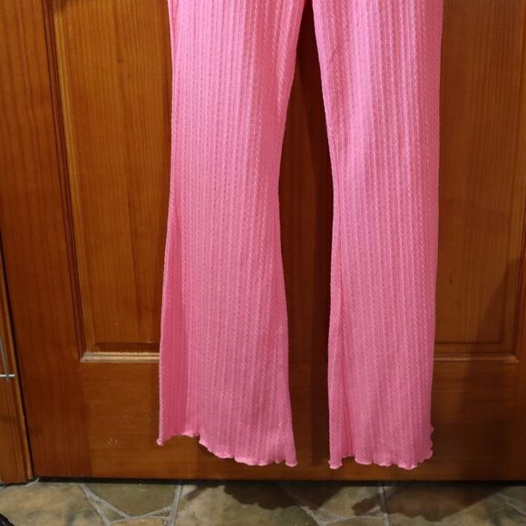 Wild Skye Pink Ribbed Knit  Flare Loungewear Matching Set Med NWT - Picture 10 of 14